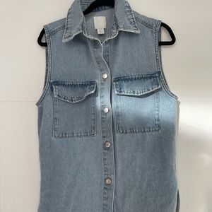Like new sleeveless jean shirt